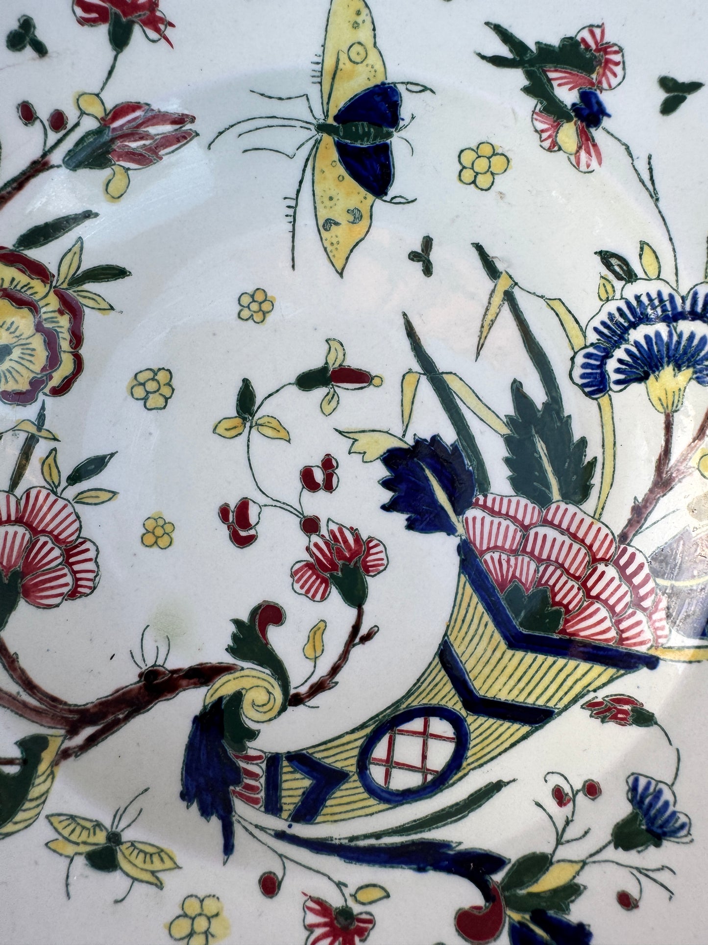 Gien Faience Plate – French Hand-Painted Floral Dish with Butterfly – Vintage 18.5 cm