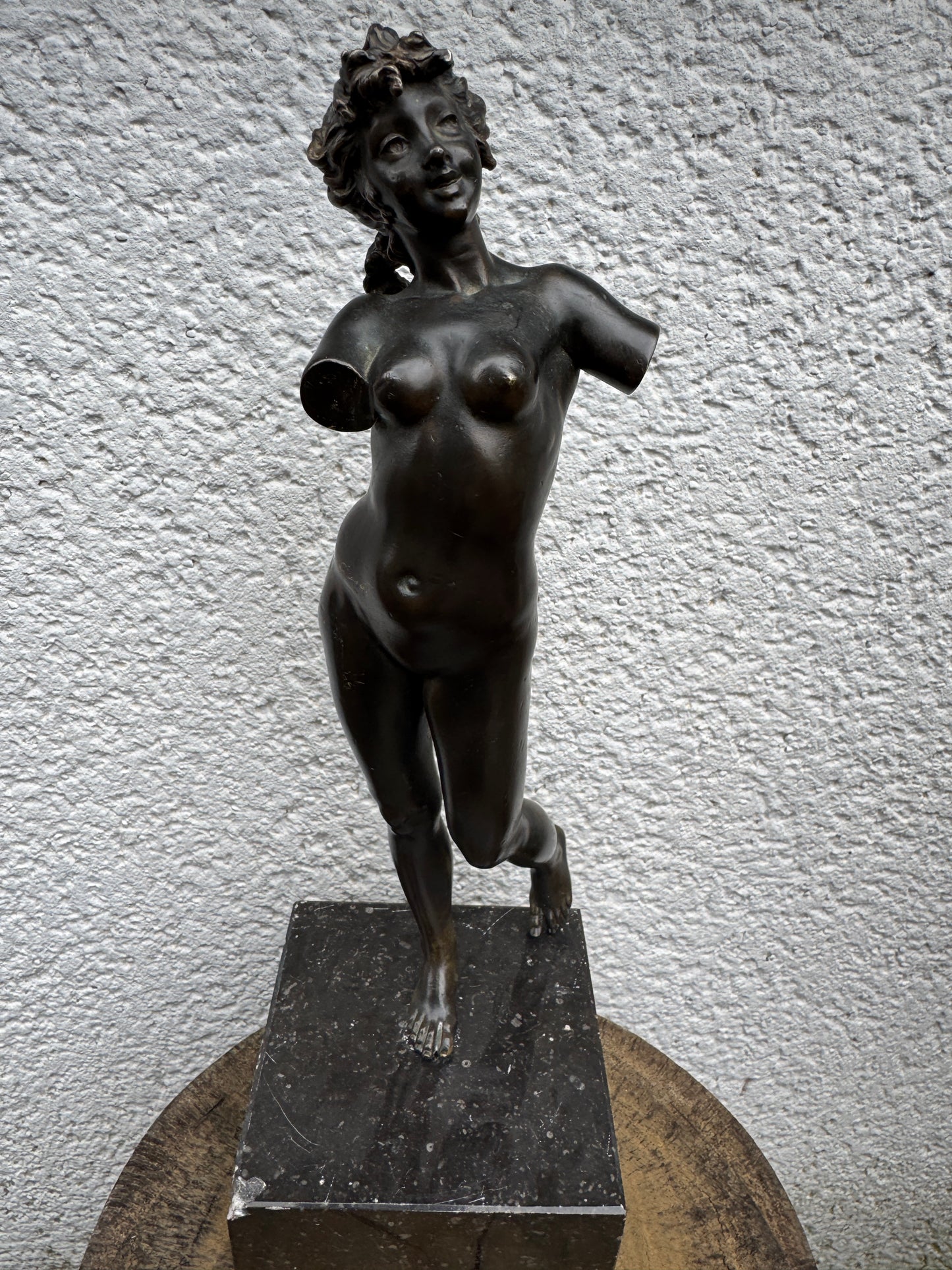 Antique Bronze Sculpture of a Woman – In the Style of Clodion – Art Nouveau – No. 326 – ca. 1900