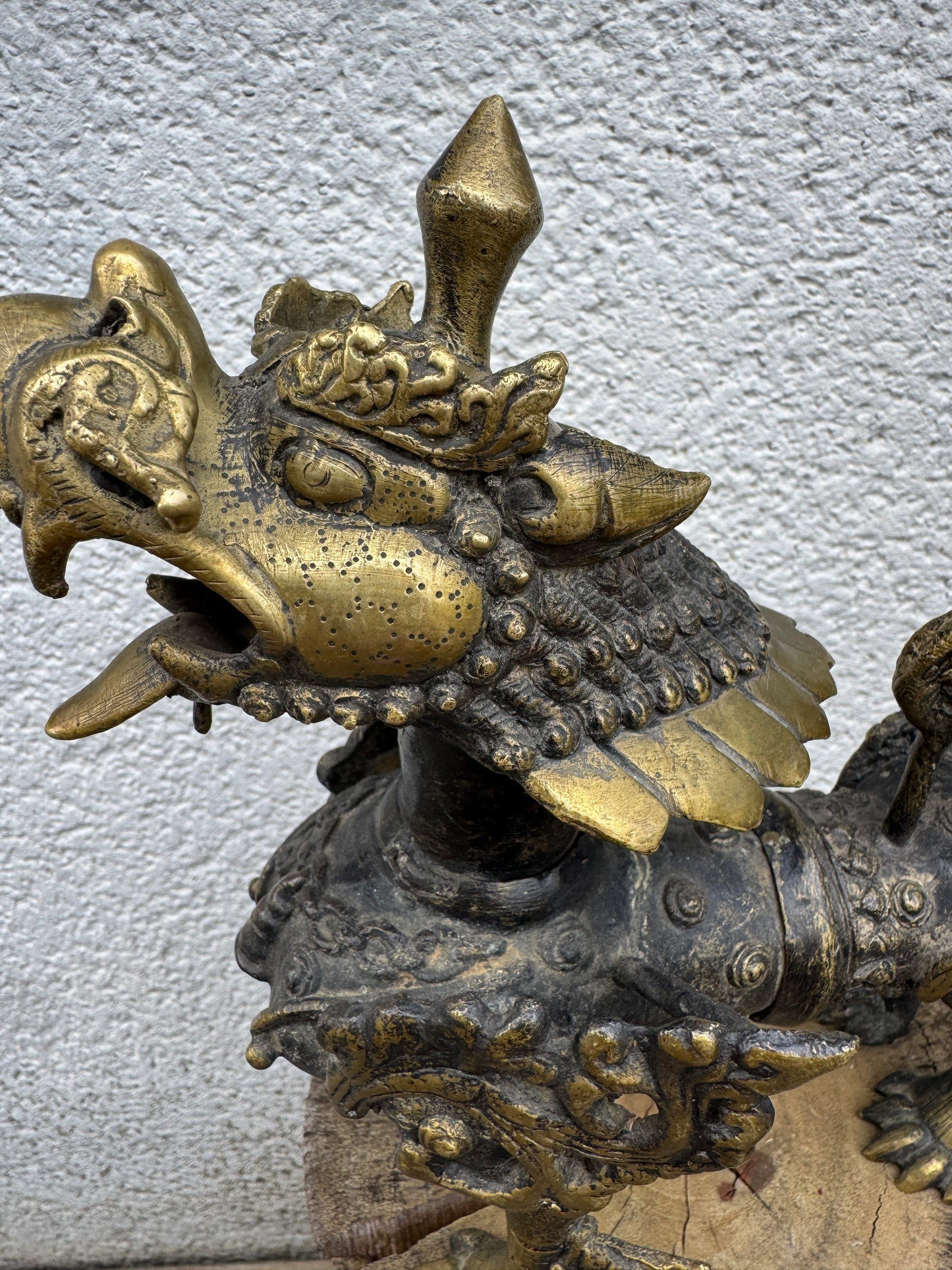 Vintage Nepalese Bronze Temple Lion – Ritual Snow Lion Sculpture – Tibetan Buddhist Altar Guard