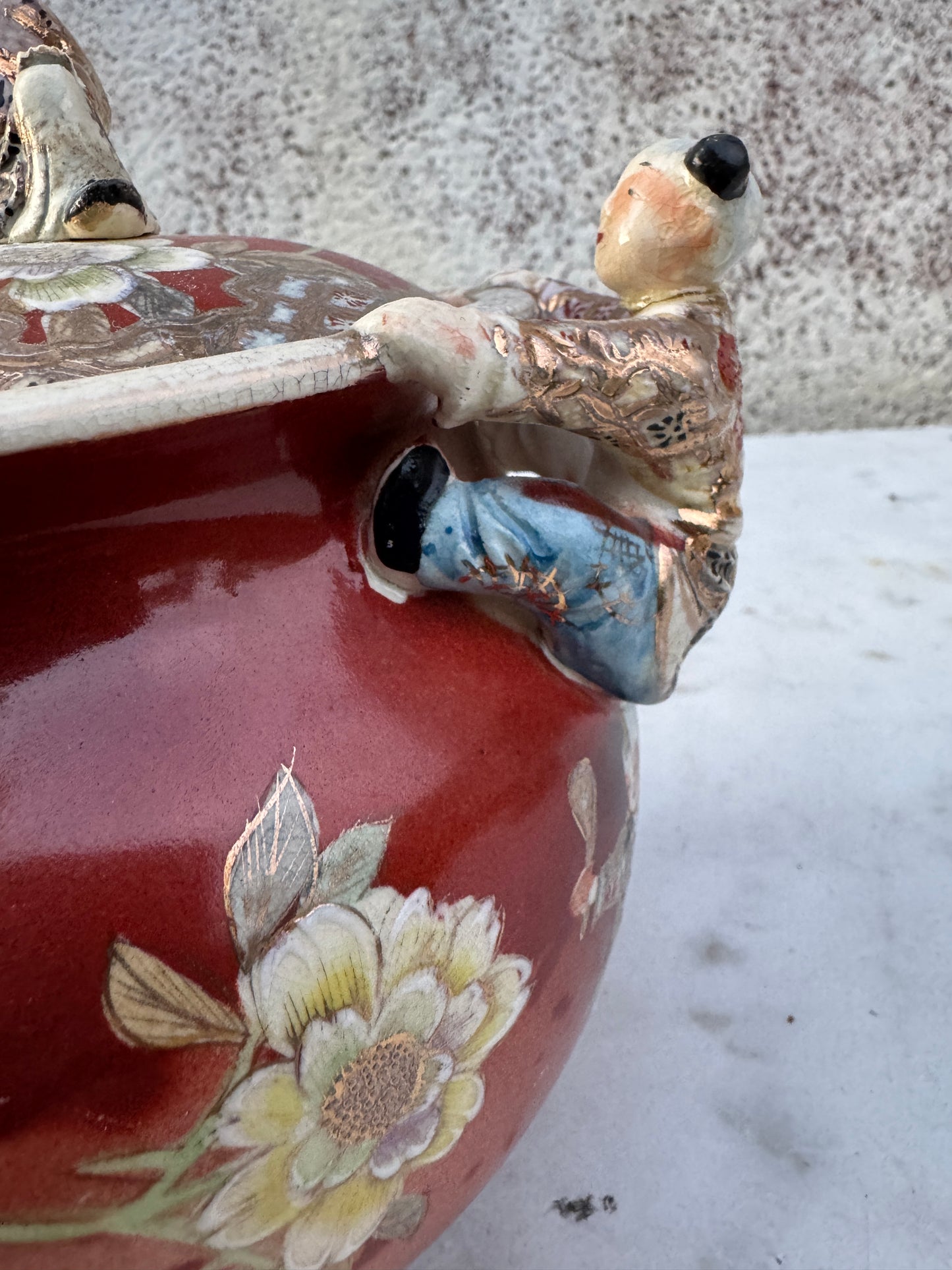 Vintage Japanese Moriage Lidded Jar – Figural Children – Hand-Painted Kutani Style Ceramic – 21 cm