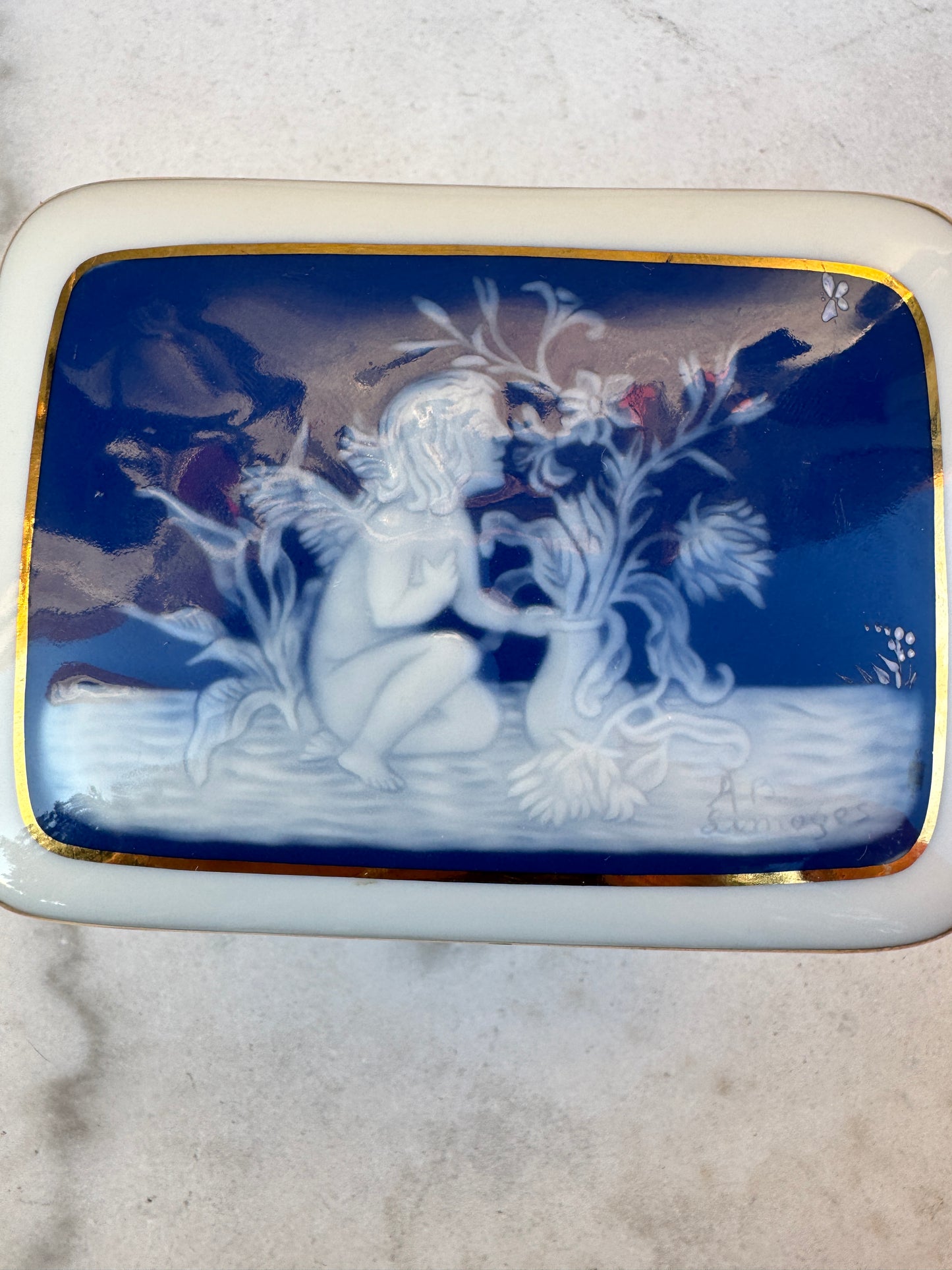 Vintage Limoges Porcelain Trinket Box – A.R. Limoges Hand-Painted, Cobalt Blue Cameo Angel, 'L'Art de Qualité' Mark, Gift from Chocolatier Aussière