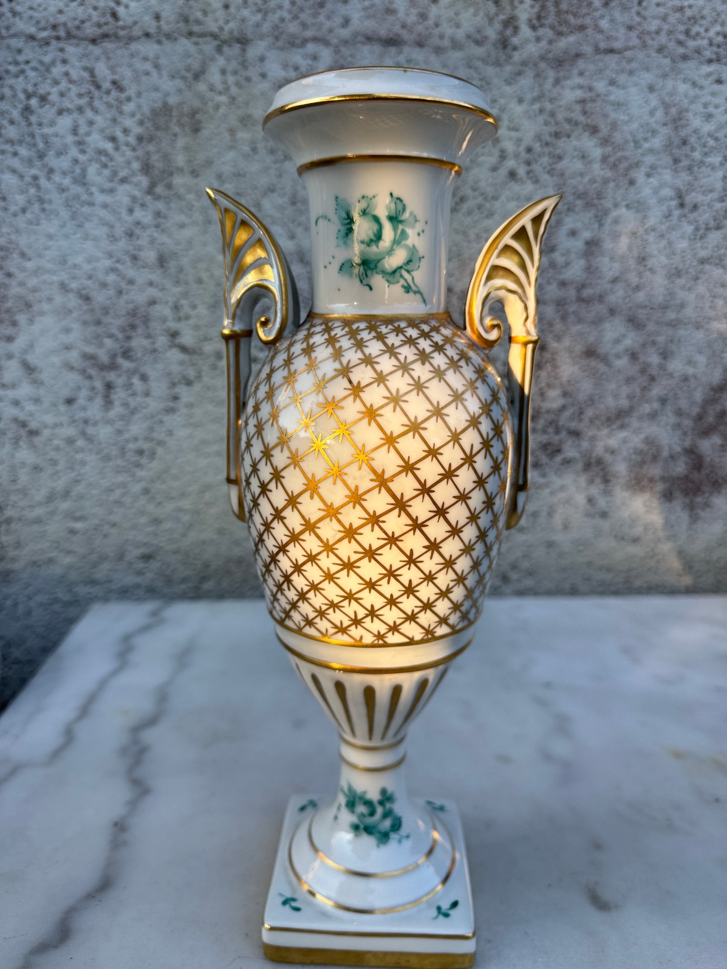 Antique French Porcelain Vase – Paris Décor Main – 30.5 cm