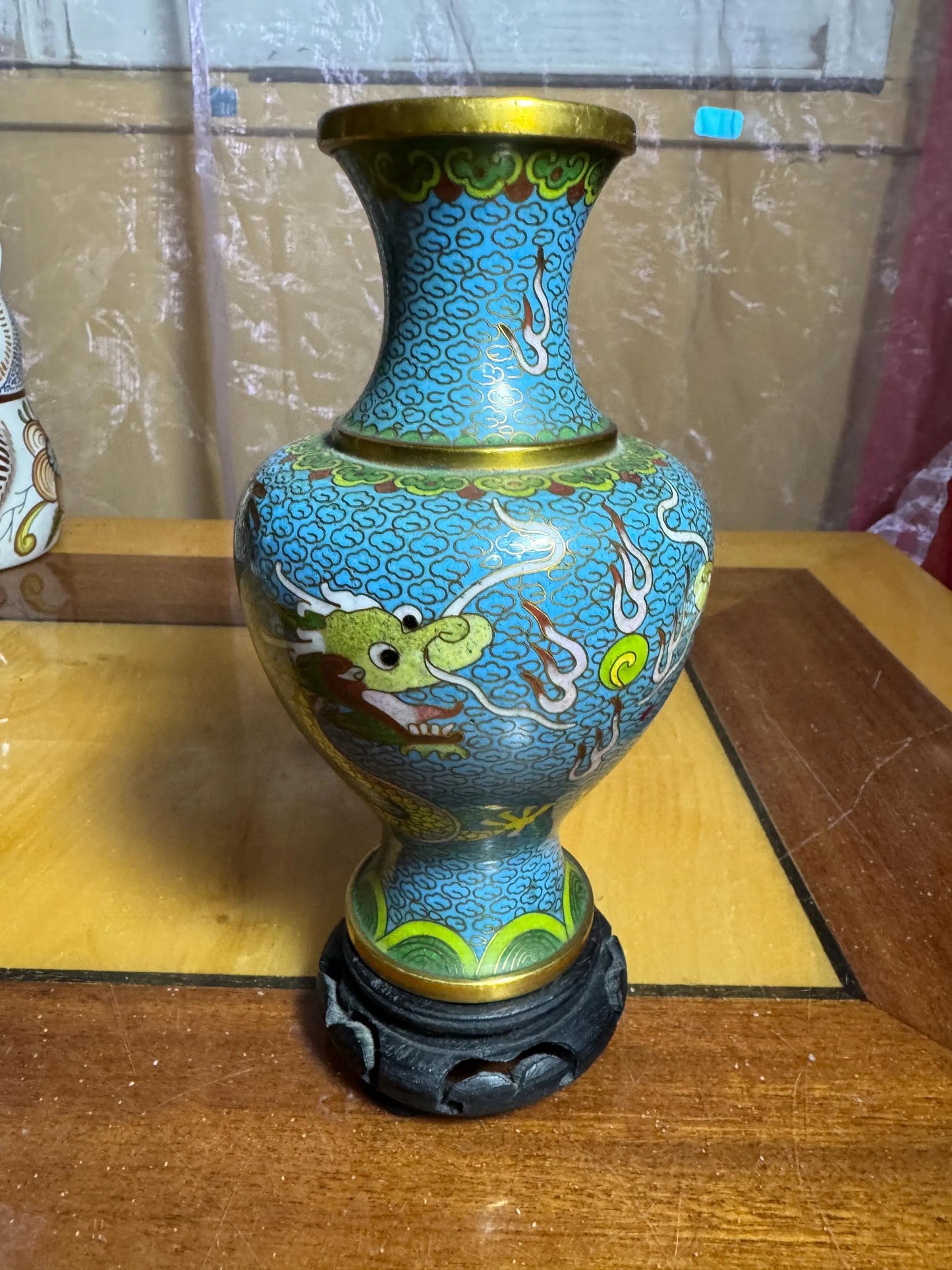 Chinese Cloisonné Vase with Dragon – Turquoise Enamel – Mid-20th Century – 17 cm