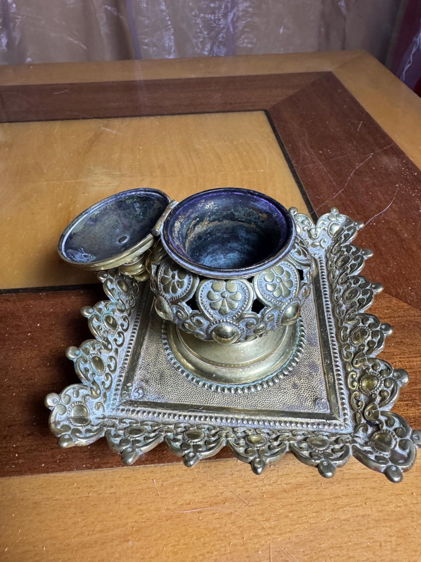 Antique Bronze Inkwell – Indo-Persian Design – Pierced Lid and Base – 19th Century – 12x12 cm