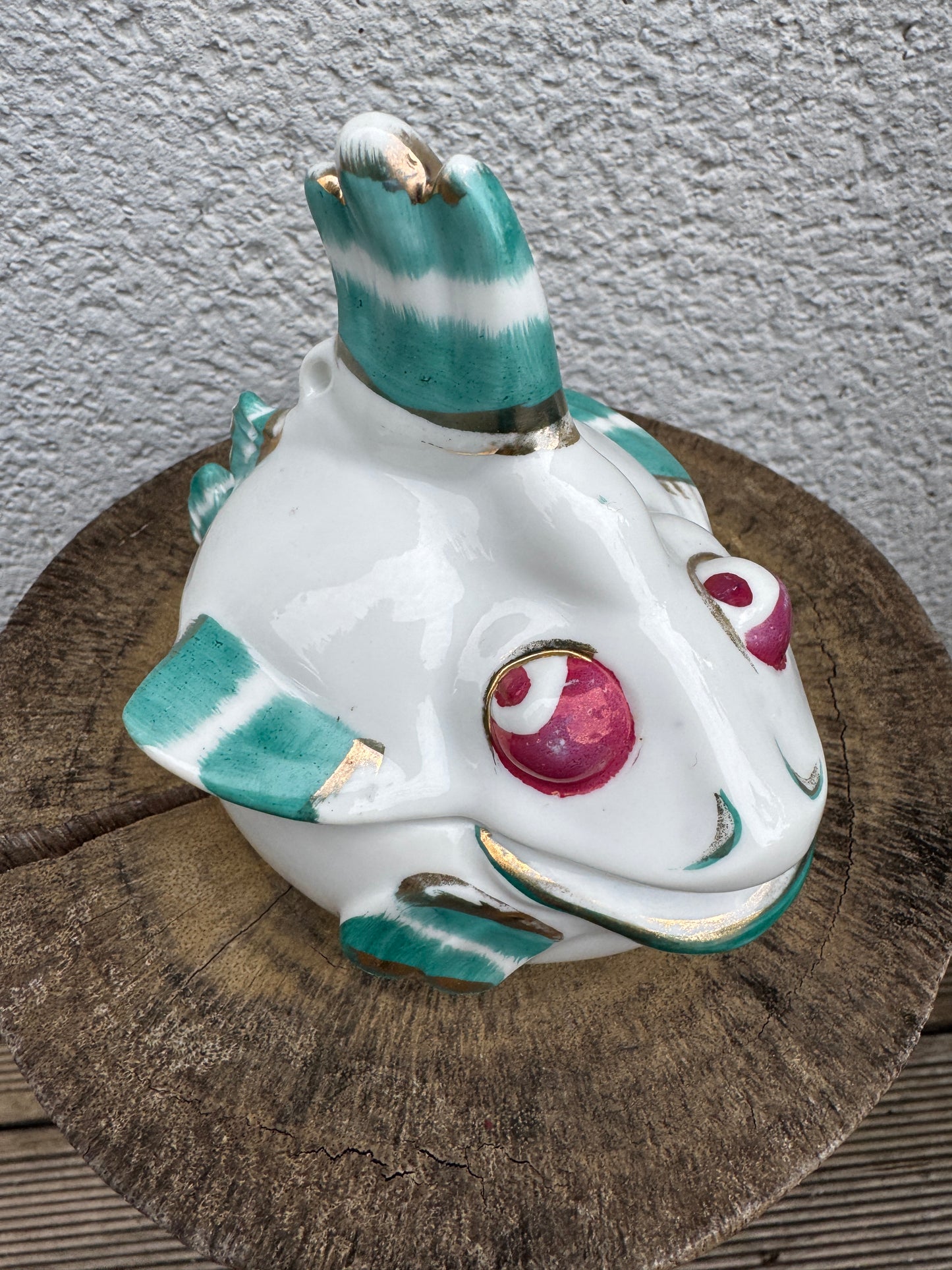 Rare French Mid-Century Fish-Shaped Pot – Hand-Painted Whimsical Ceramic Jar with Lid – 1950s Barbotine – 14 cm