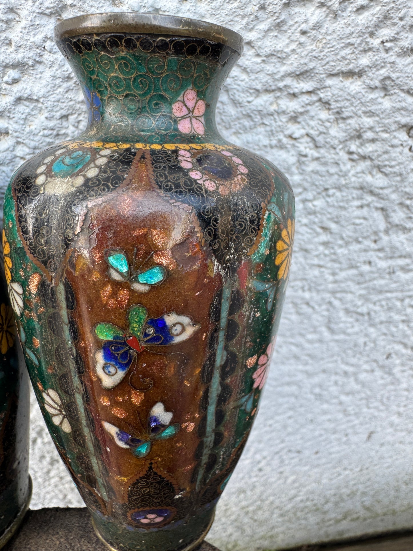 Antique Japanese Cloisonné Vases – Meiji Period – Butterfly & Floral Design – 12 cm – Pair