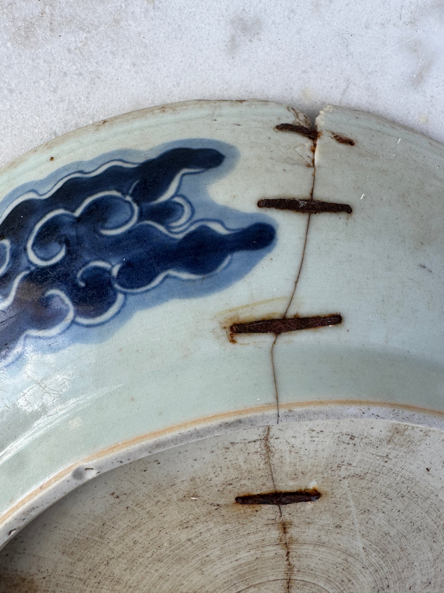 Antique Chinese Porcelain Plate – Imperial Dragon – Late Qing Dynasty – Repaired with Staples – 27.7 cm