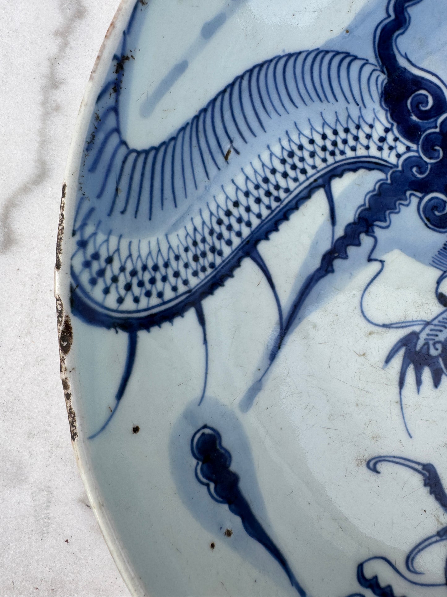 Antique Chinese Imperial Dragon Plate – 29 cm – Late Qing Dynasty – Blue and White Porcelain – Staple-Repaired