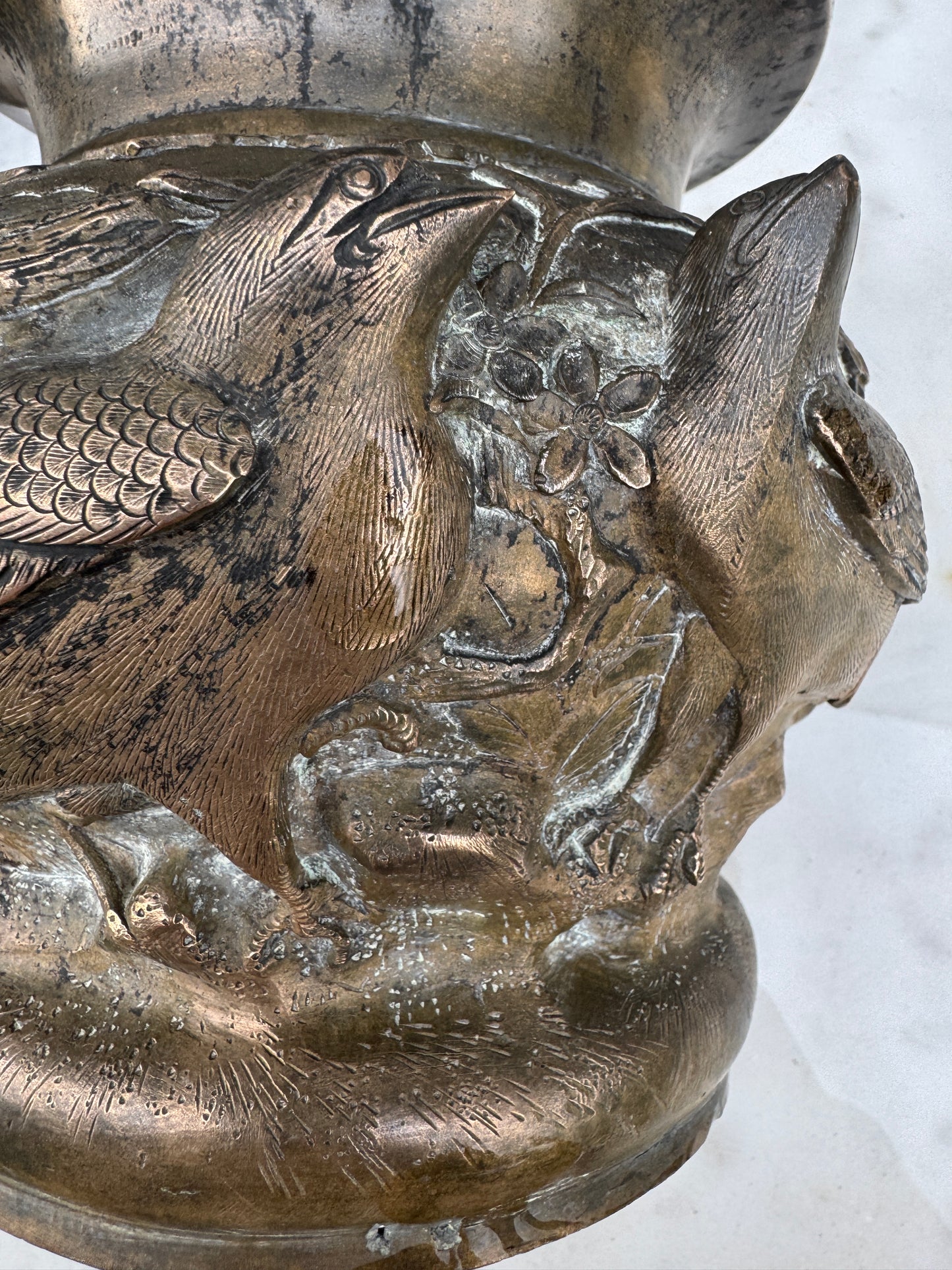 Rare 19th Century Chinese Bronze Ritual Vessel – Temple Base with Birds and Blossoms – 21 cm