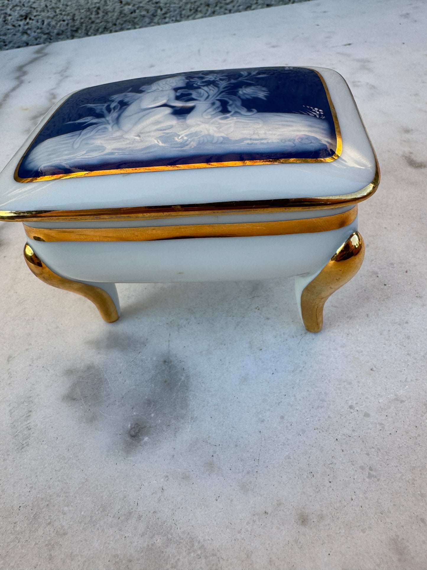 Vintage Limoges Porcelain Trinket Box – A.R. Limoges Hand-Painted, Cobalt Blue Cameo Angel, 'L'Art de Qualité' Mark, Gift from Chocolatier Aussière