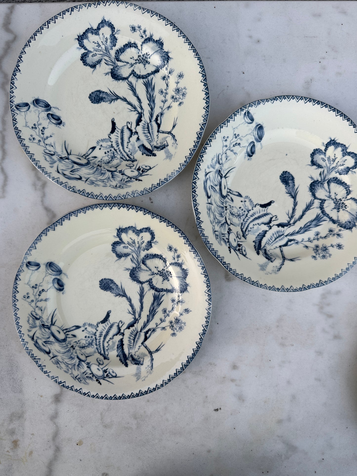 Antique French Terre de Fer Plate – “Indiana” Pattern – Blue & White Floral Transferware – 22 cm – Late 19th Century