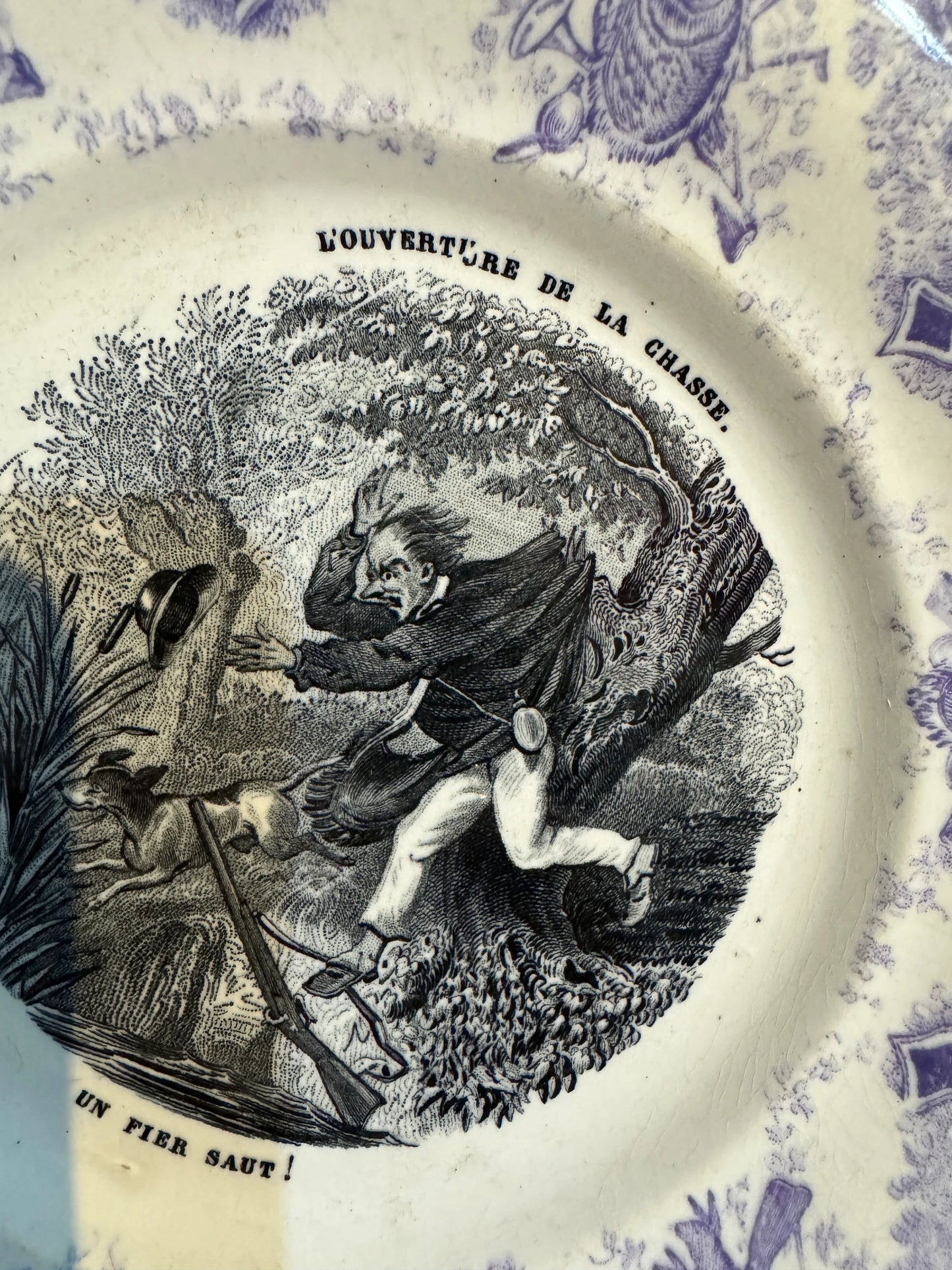Antique French Plate – 'L’Ouverture de la Chasse' – Creil et Montereau – No.10 'Un Fier Saut!' – 19th Century