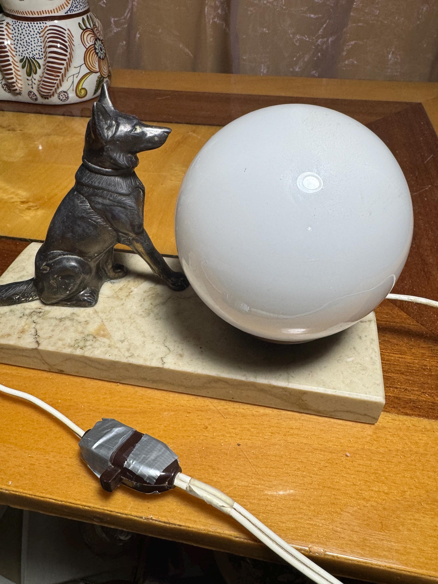 Art Deco Bronze Dog Table Lamp with Marble Base – Signed T.E.D.D. – 1930s French Lighting