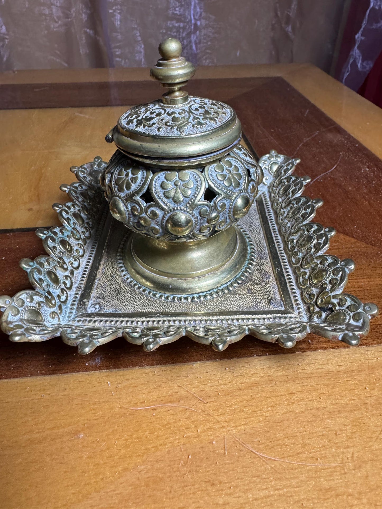 Antique Bronze Inkwell – Indo-Persian Design – Pierced Lid and Base – 19th Century – 12x12 cm