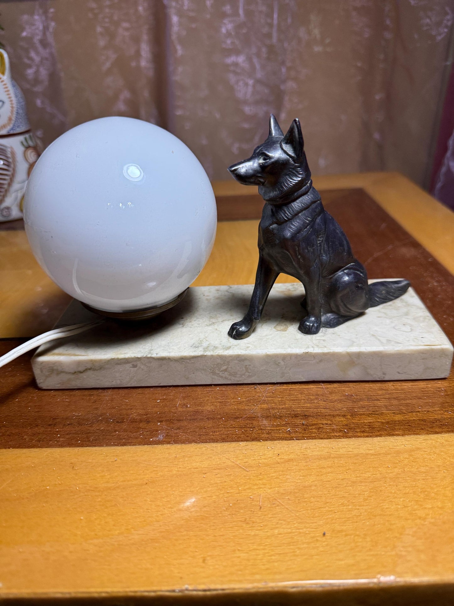 Art Deco Bronze Dog Table Lamp with Marble Base – Signed T.E.D.D. – 1930s French Lighting