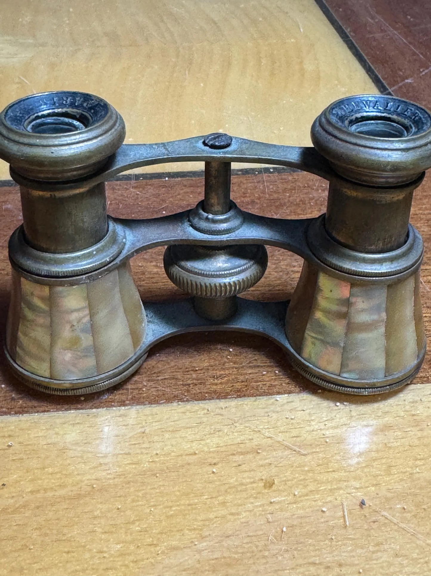 Antique Chevalier Paris Opera Glasses – Mother of Pearl – Late 19th Century French Theater Binoculars – 6 cm