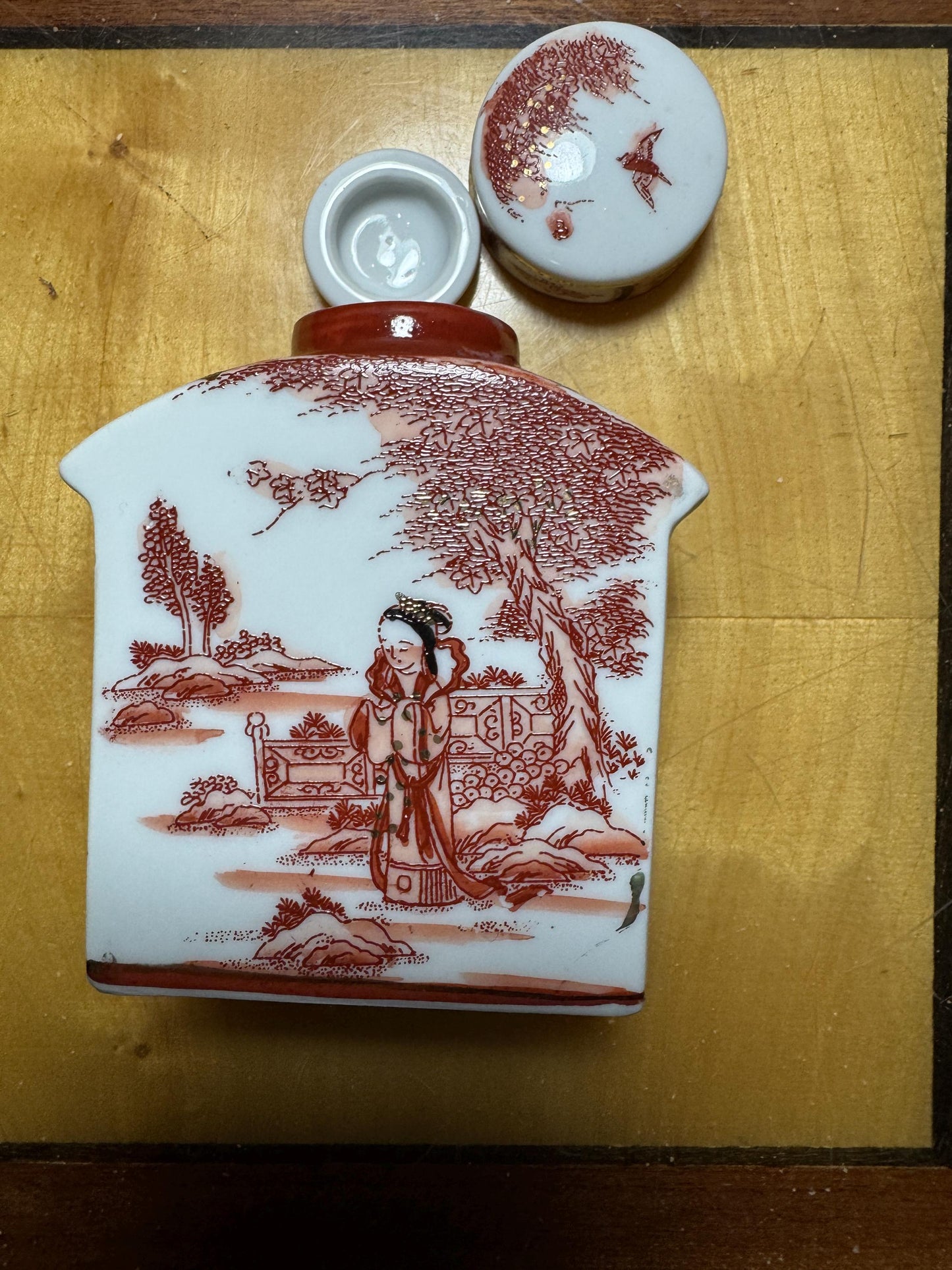 Antique Japanese Hand Painted Tea Jar – Meiji Era (1880–1920) – Kutani Style Porcelain