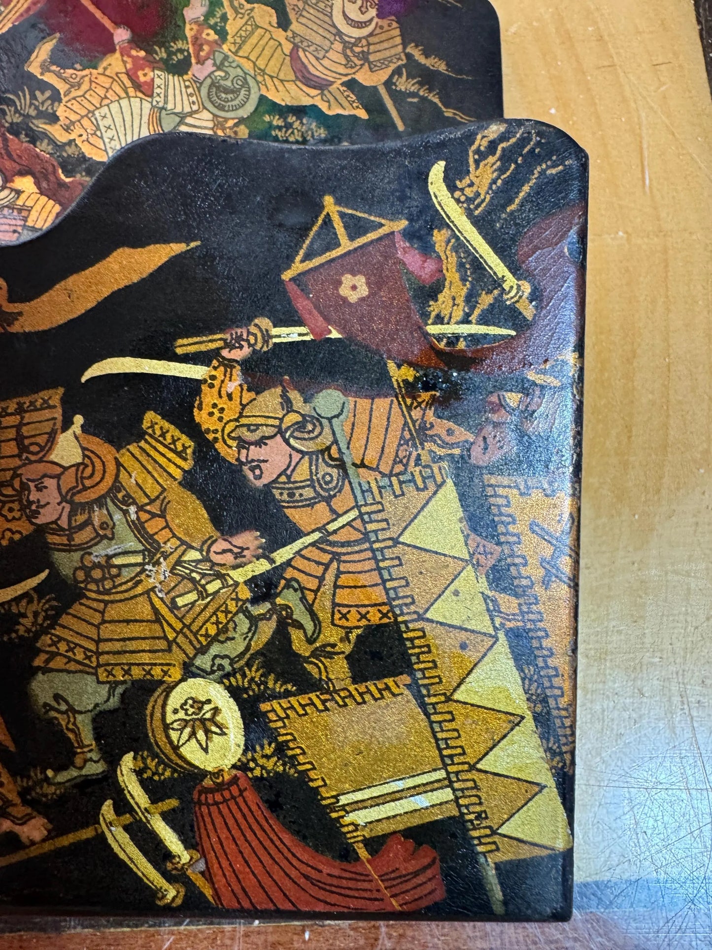 Antique Japonisme Samurai Letter Holder – Lacquered Papier-Mâché – c. 1870–1890